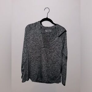 Under Armour  pullover with hood in large
